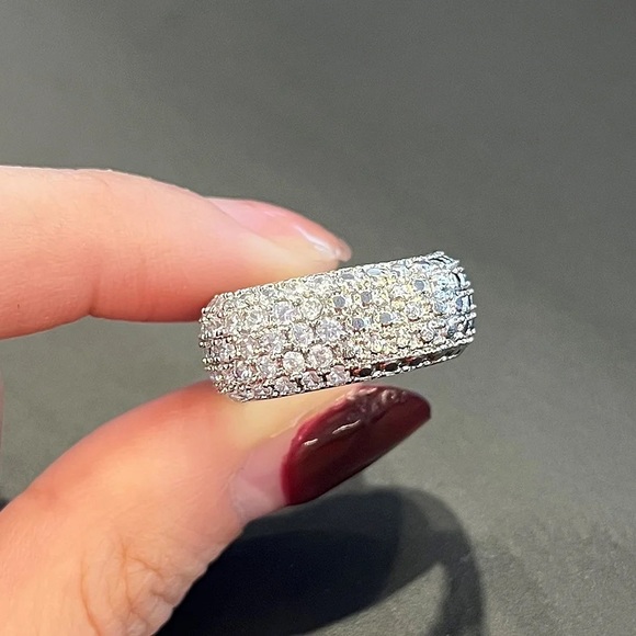 New Unisex 925 Silver Luxury Statement Diamond Ring - Picture 6 of 6